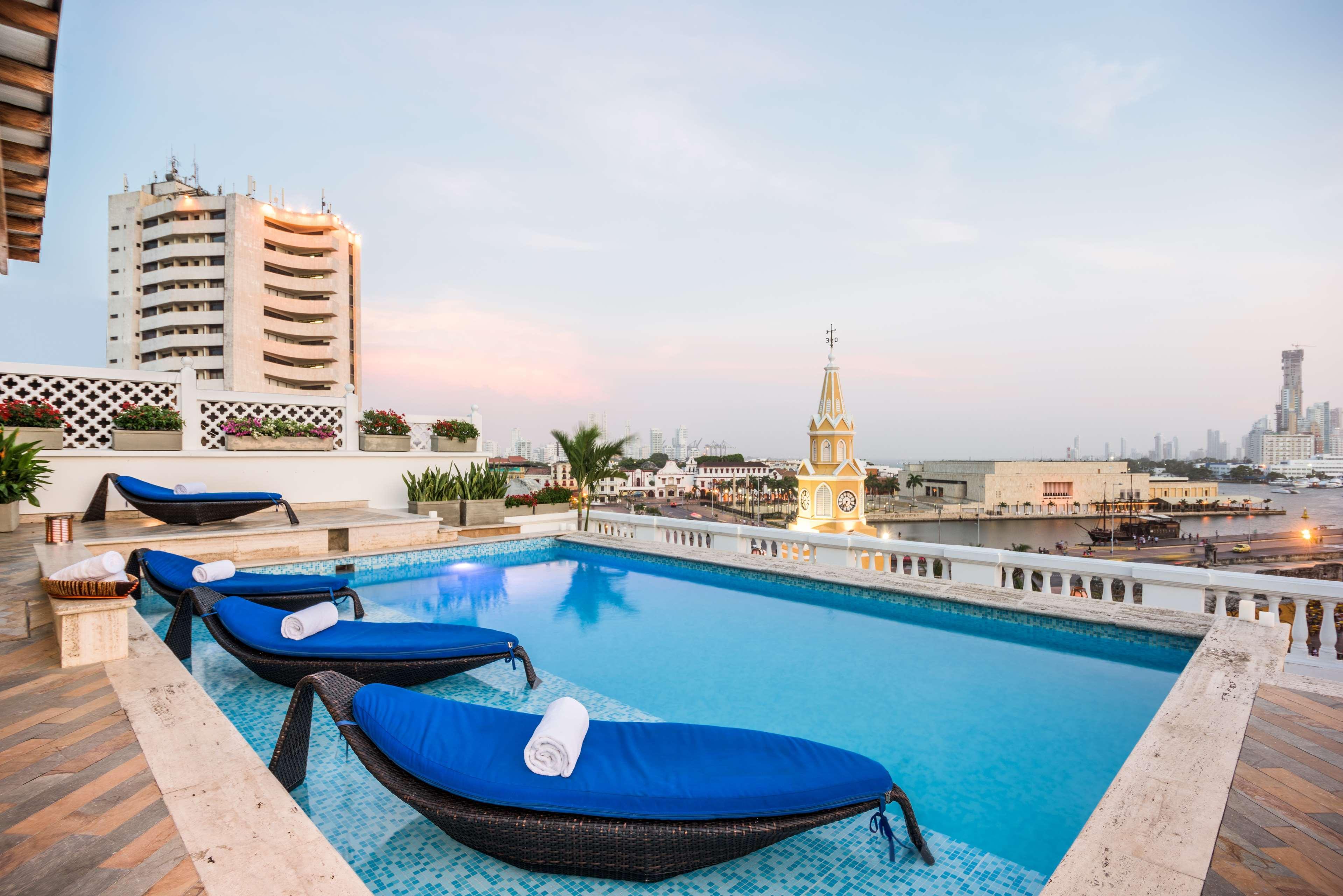 Nh Royal Urban Cartagena Hotel Exterior foto