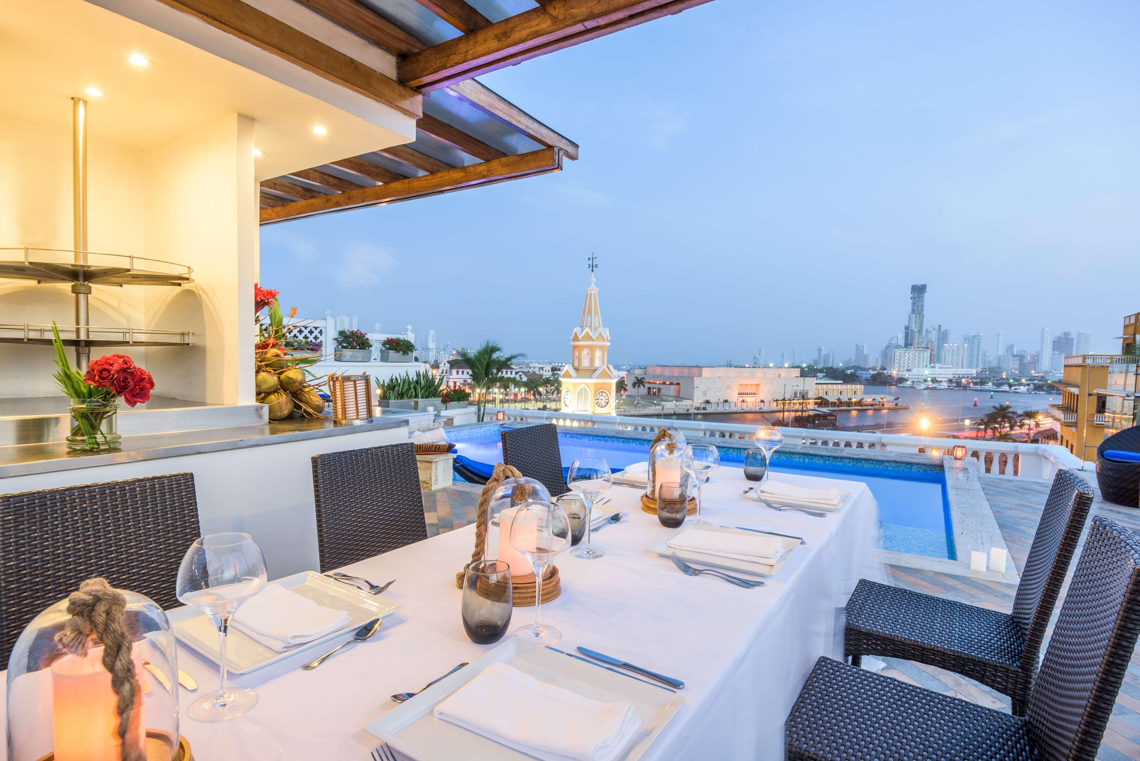 Nh Royal Urban Cartagena Hotel Exterior foto