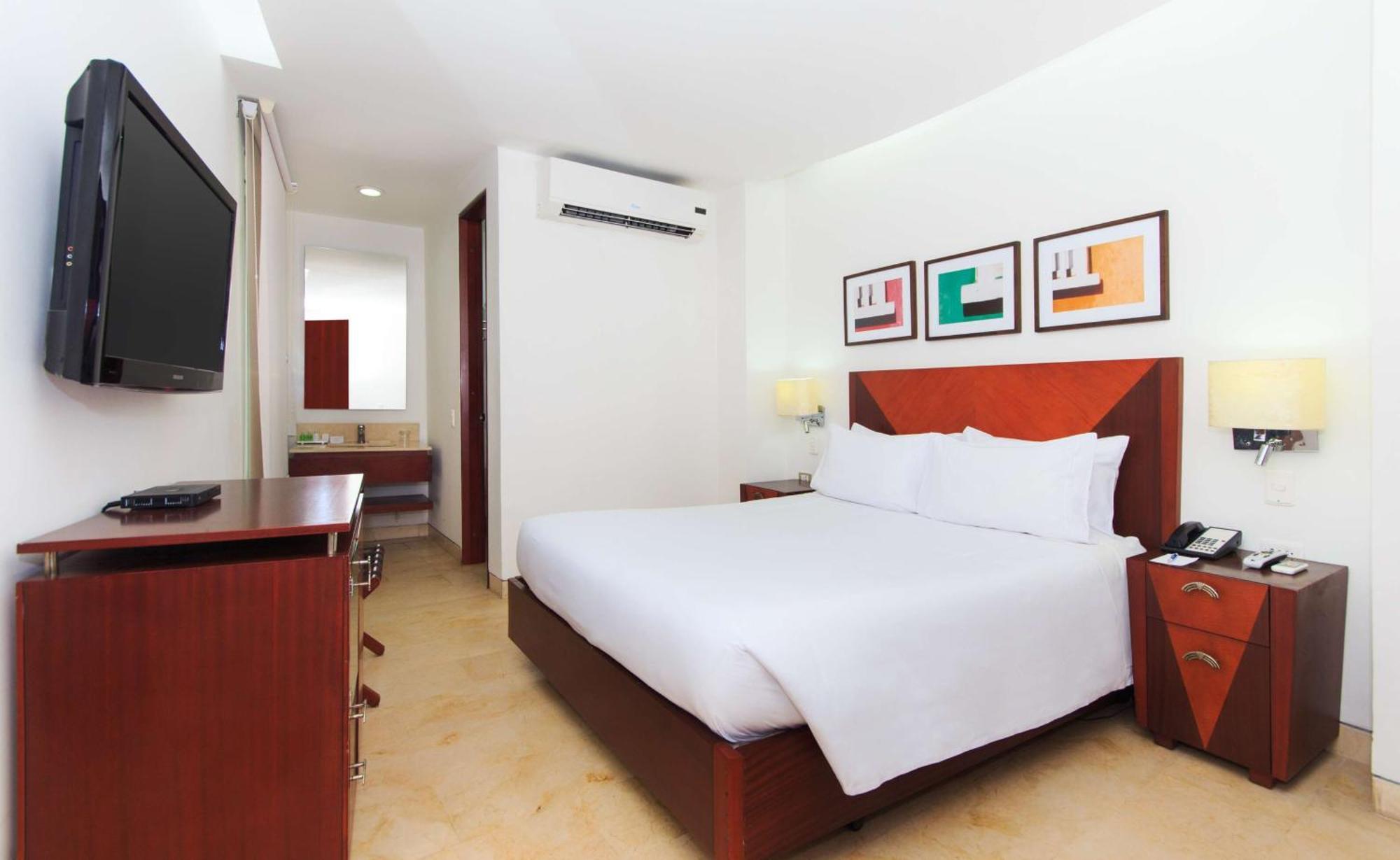 Nh Royal Urban Cartagena Hotel Exterior foto