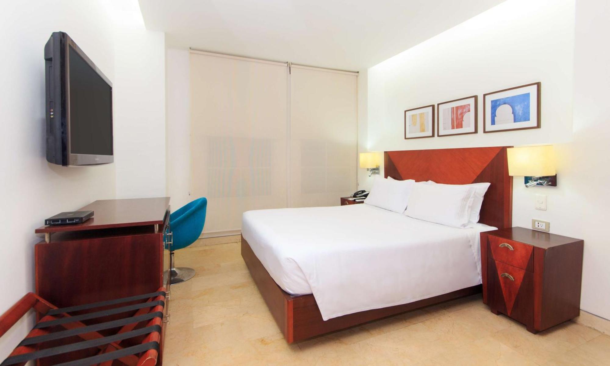 Nh Royal Urban Cartagena Hotel Exterior foto