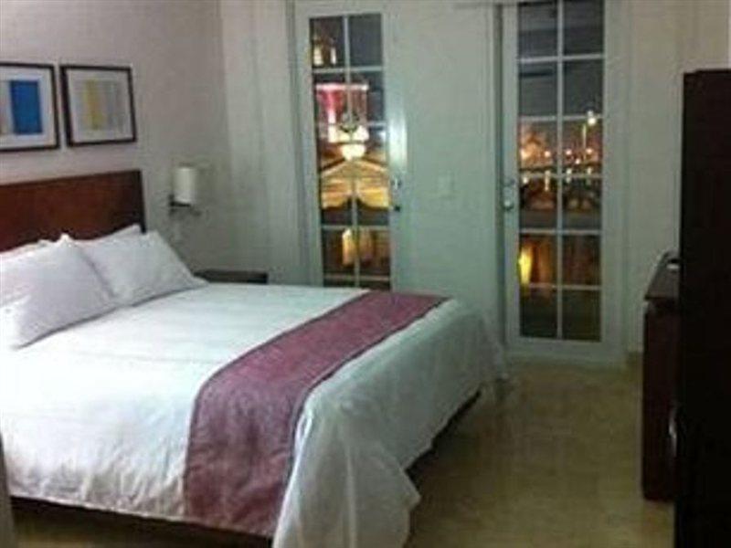 Nh Royal Urban Cartagena Hotel Exterior foto